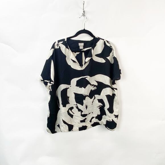 Chico's 0 Small Womens Black Cream Abstract Floral Split Neck Blouse Top - Picture 2 of 8